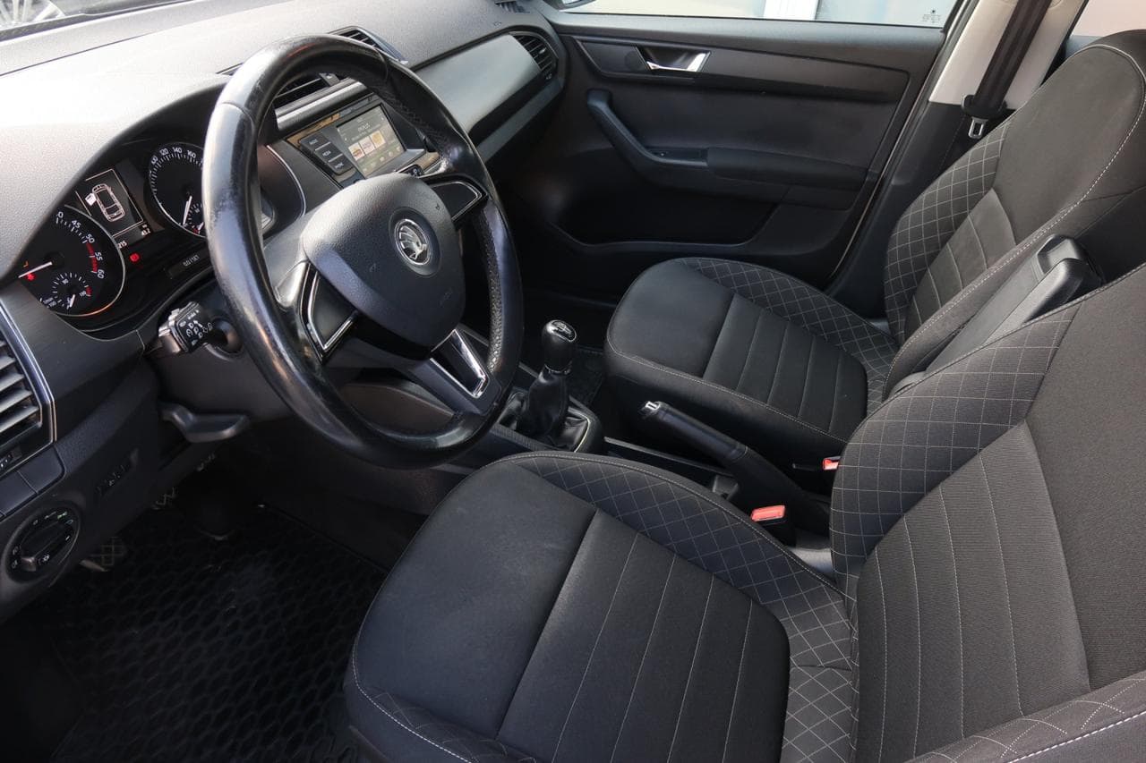2015 Škoda FABIA - 30