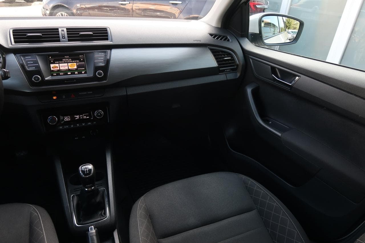 2015 Škoda FABIA - 20