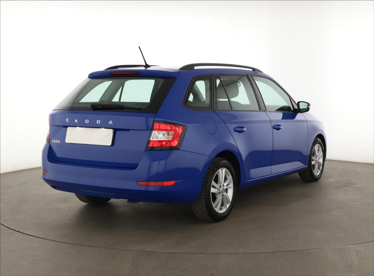 2022 Škoda FABIA - 7