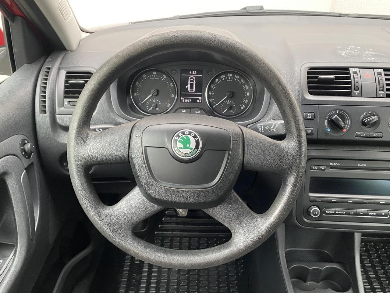 2011 Škoda FABIA - 15