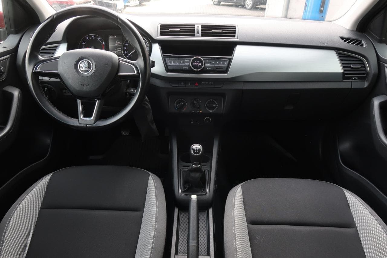 2016 Škoda FABIA - 10