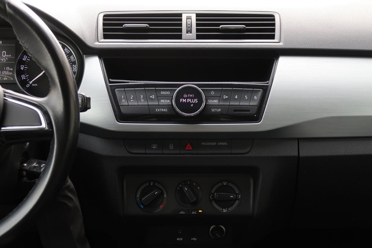 2016 Škoda FABIA - 18