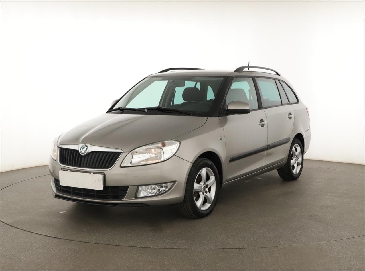 2014 Škoda FABIA - 5