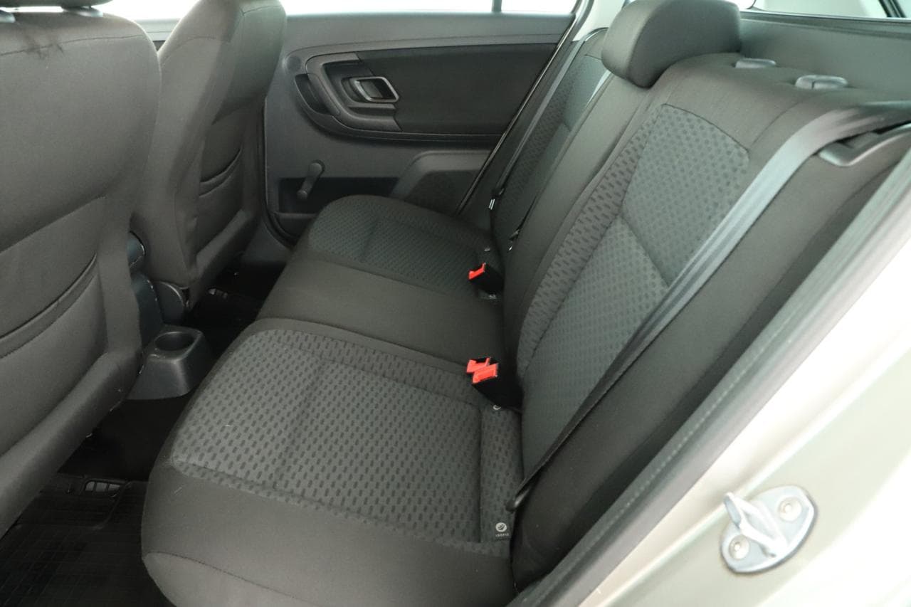 2014 Škoda FABIA - 21