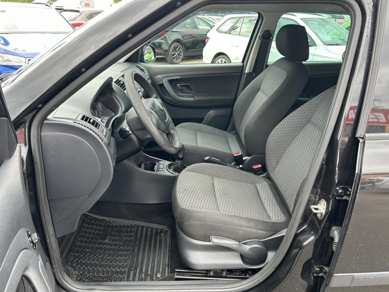 2011 Škoda FABIA - 13