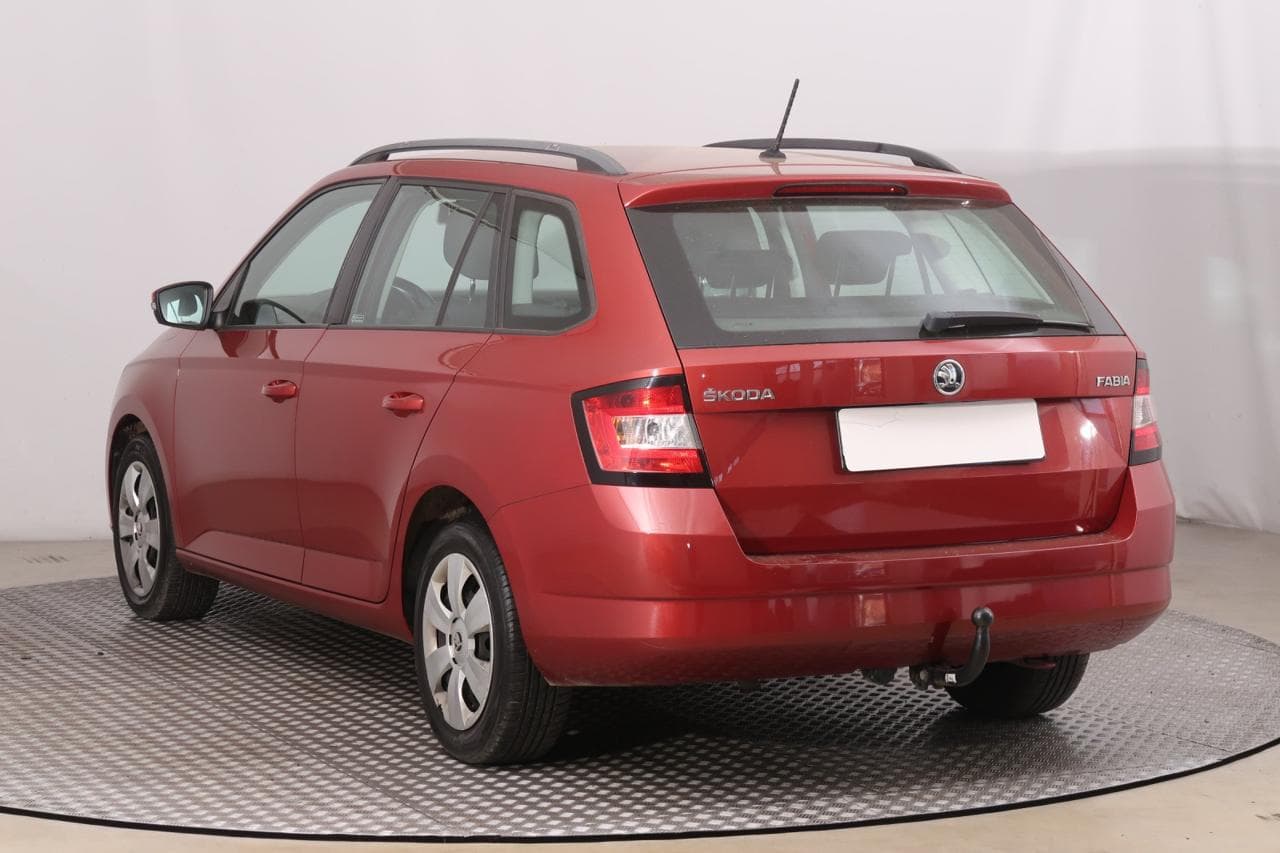 2016 Škoda FABIA - 5
