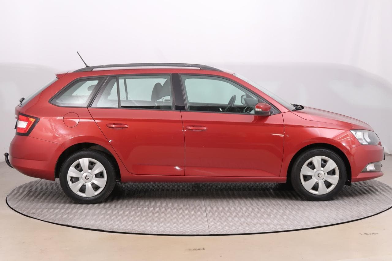 2016 Škoda FABIA - 8