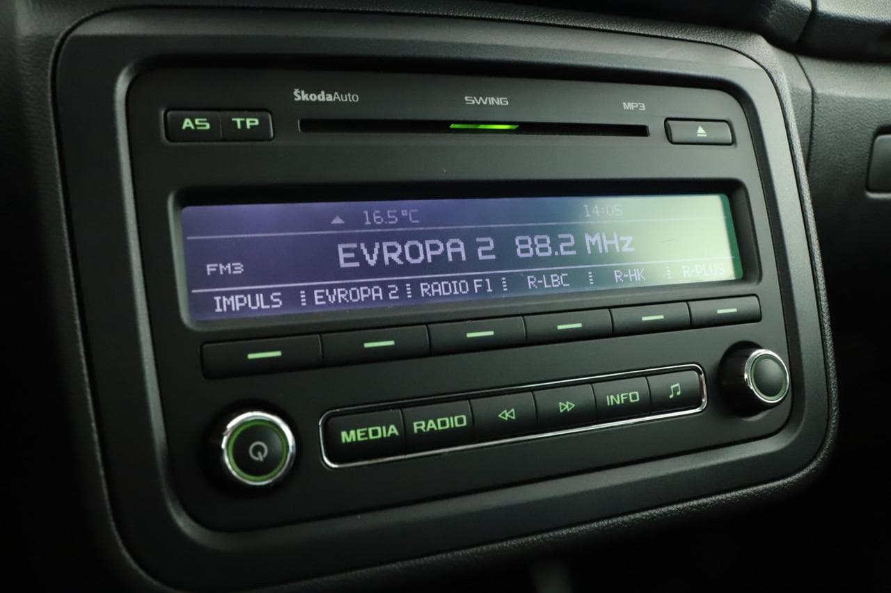 2014 Škoda FABIA - 25