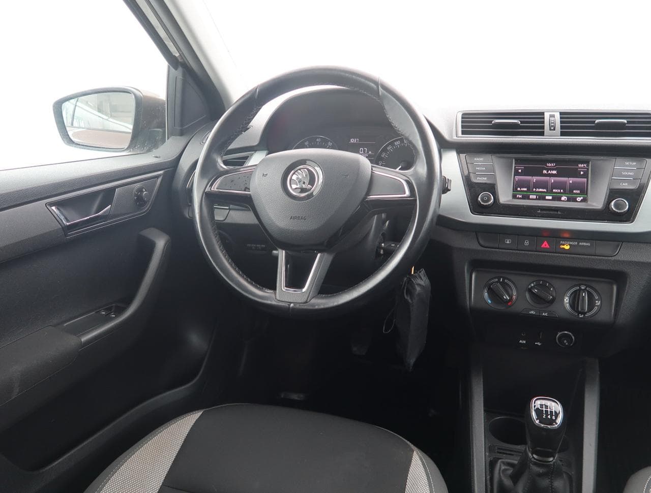 2017 Škoda FABIA - 9