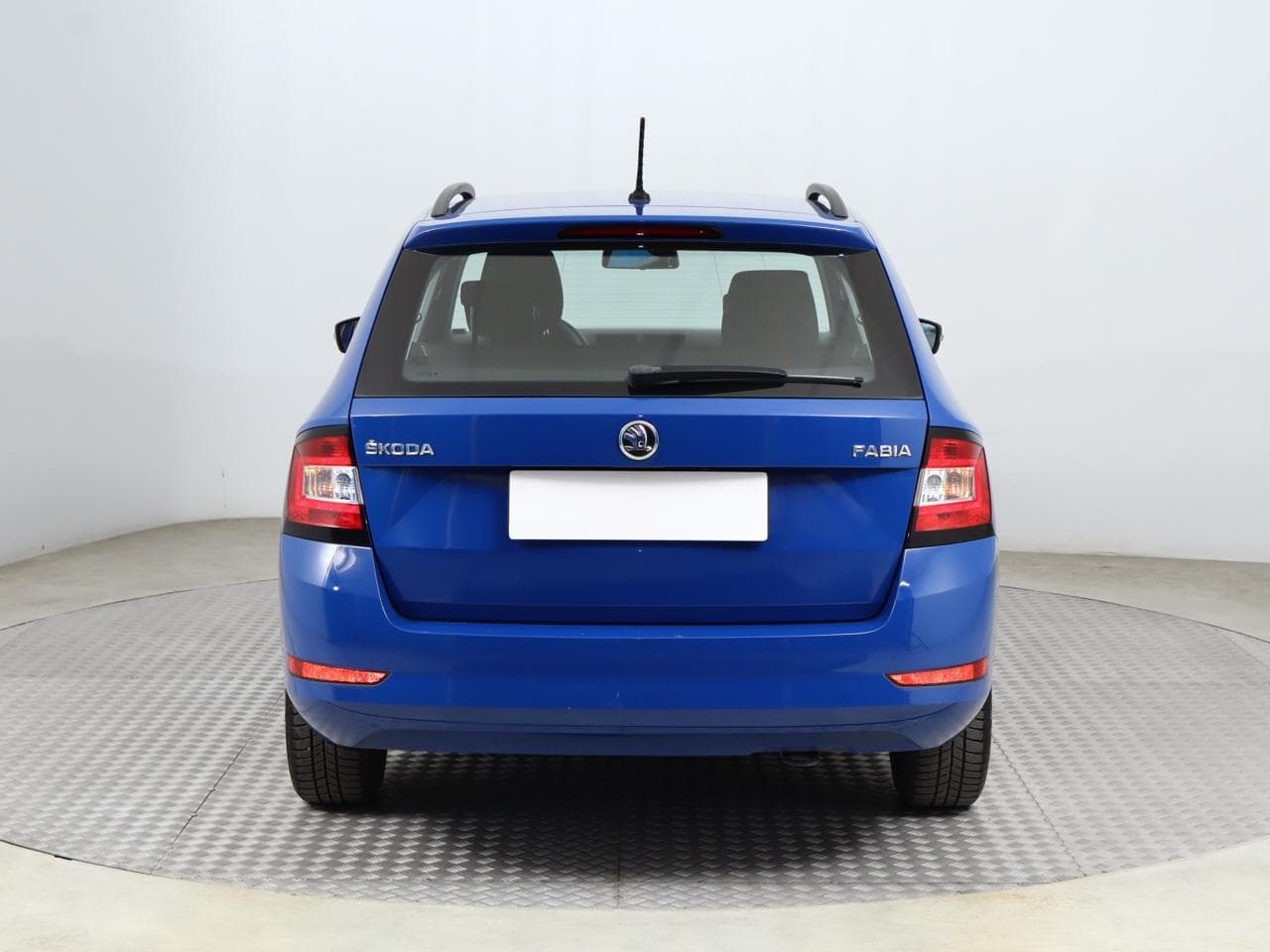2019 Škoda FABIA - 10