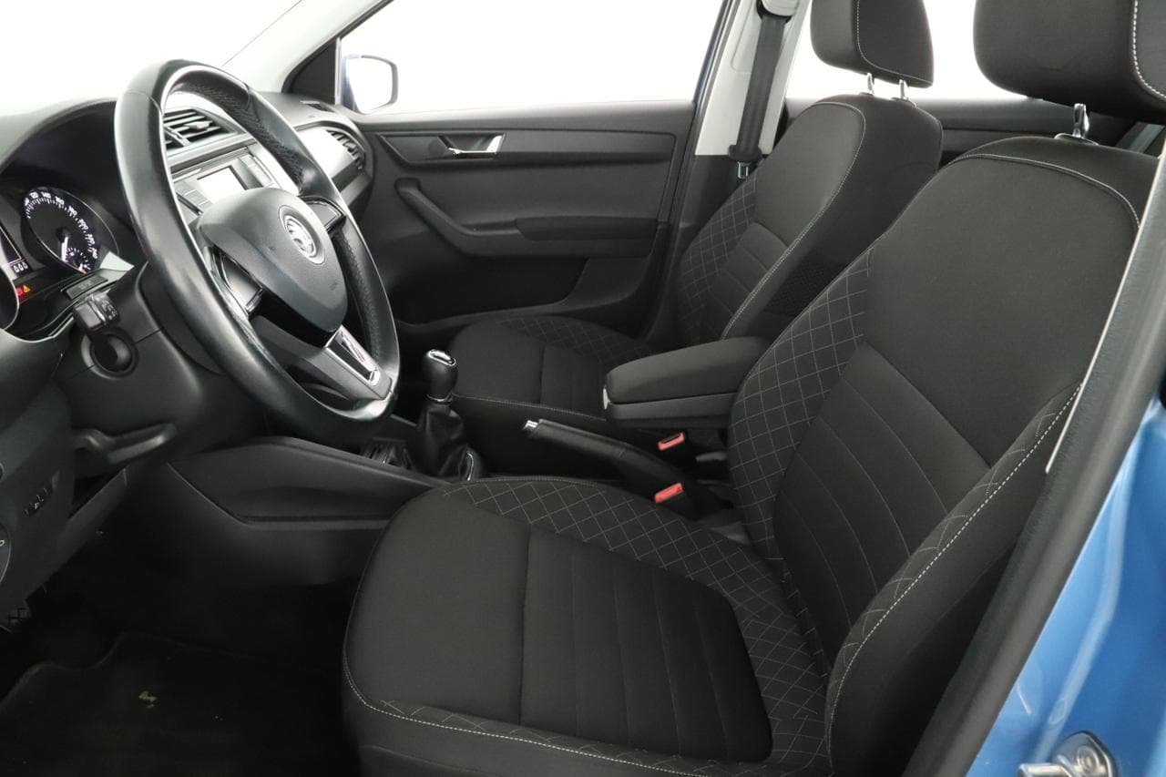 2015 Škoda FABIA - 21