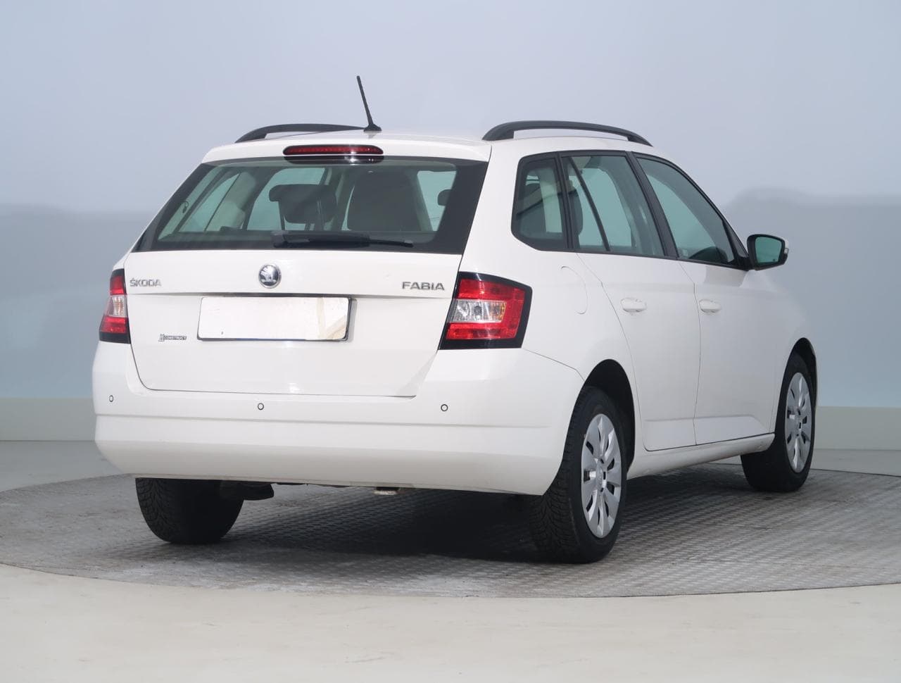 2017 Škoda FABIA - 7