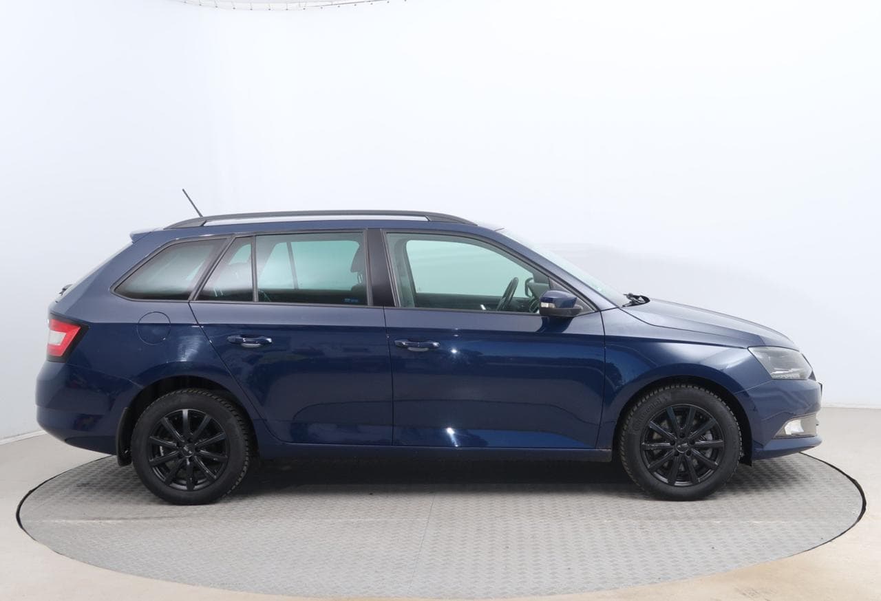 2015 Škoda FABIA - 8