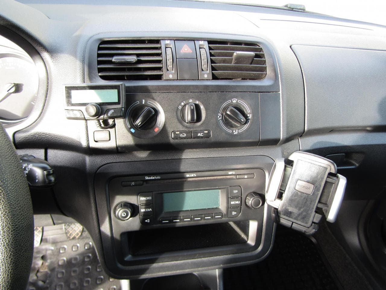 2012 Škoda FABIA - 12
