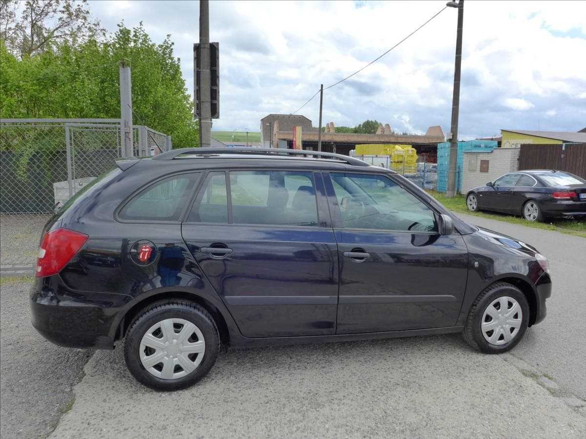 2011 Škoda FABIA - 5