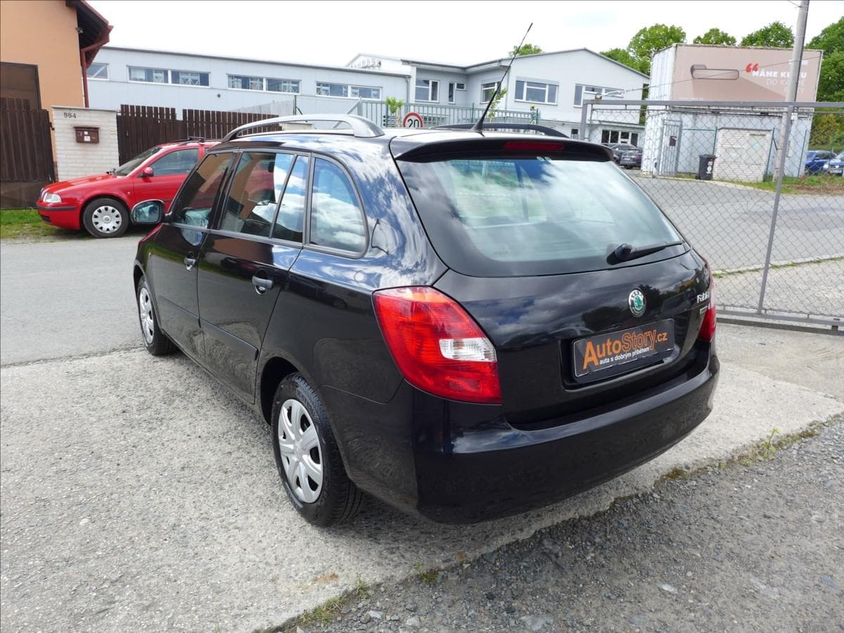 2011 Škoda FABIA - 8
