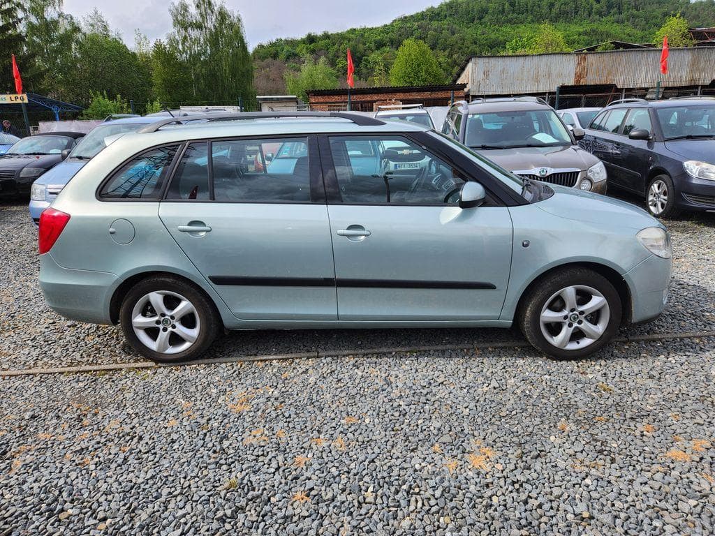 2009 Škoda FABIA - 4