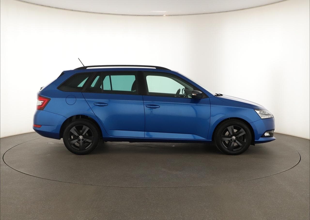 2021 Škoda FABIA - 8