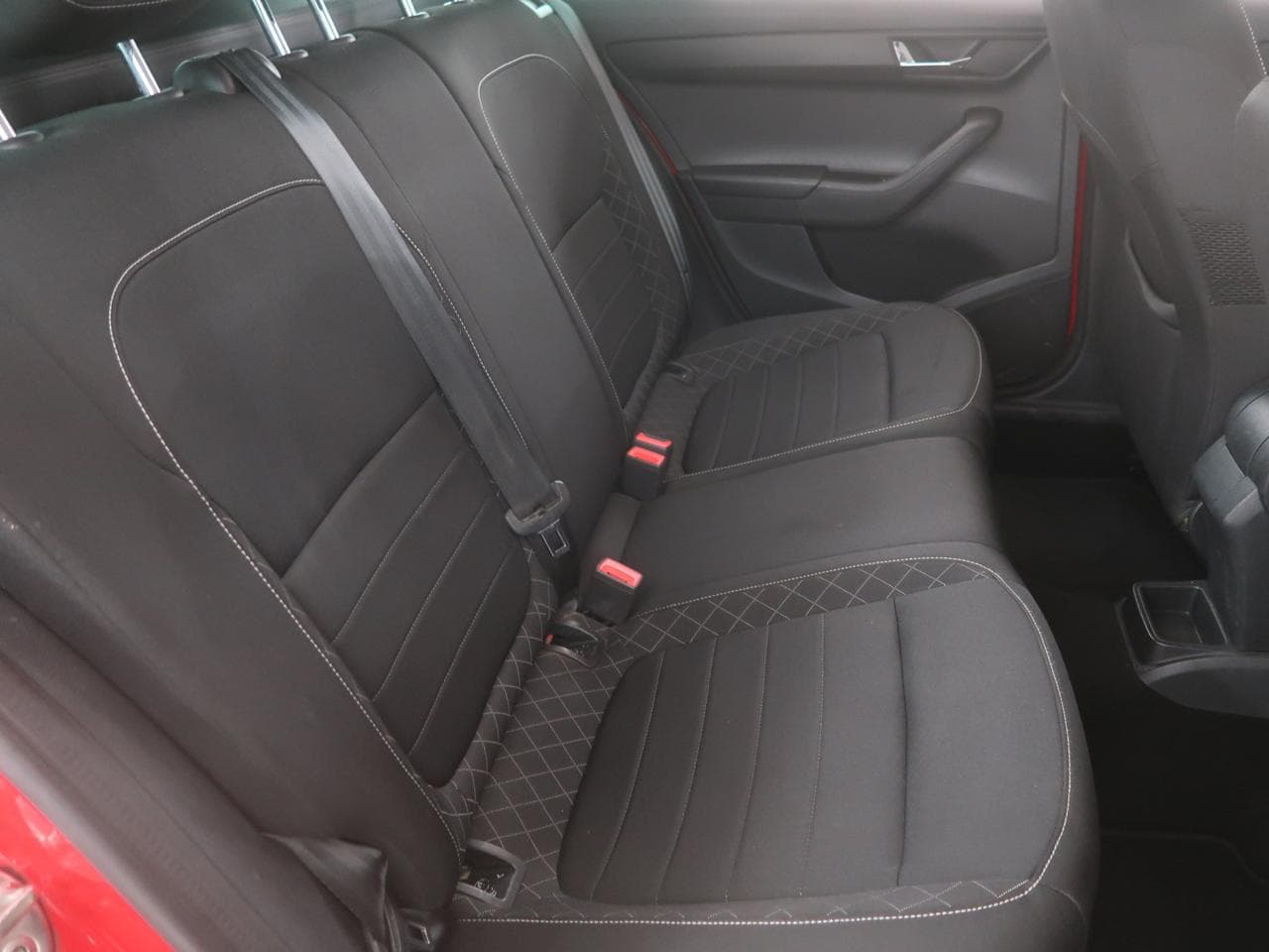 2015 Škoda FABIA - 13