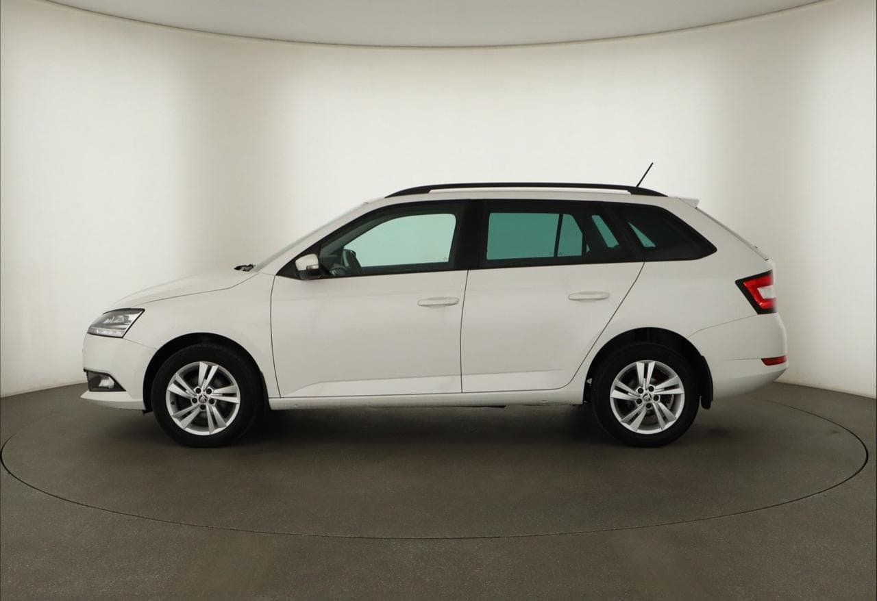 2022 Škoda FABIA - 4