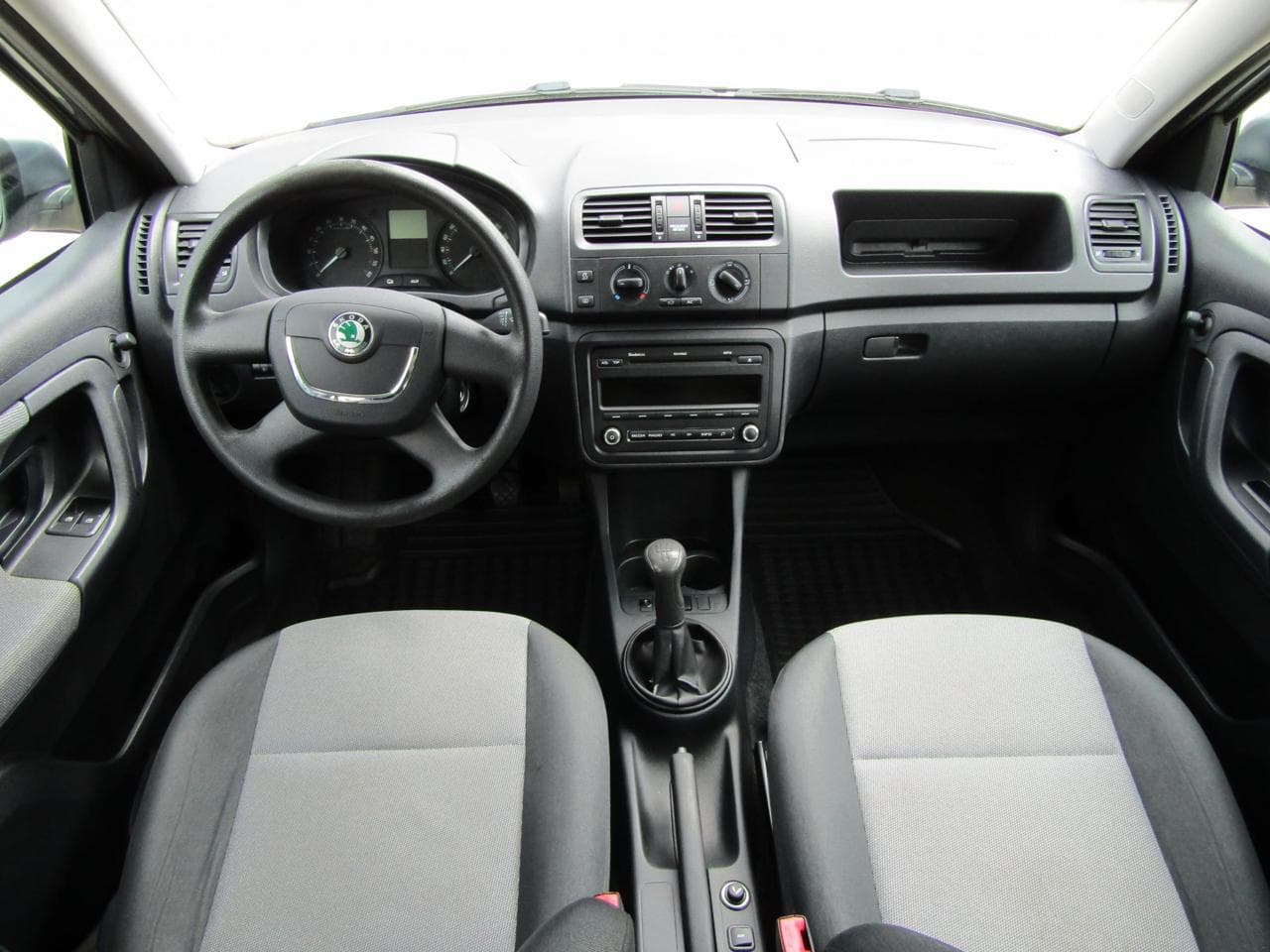 2012 Škoda FABIA - 8