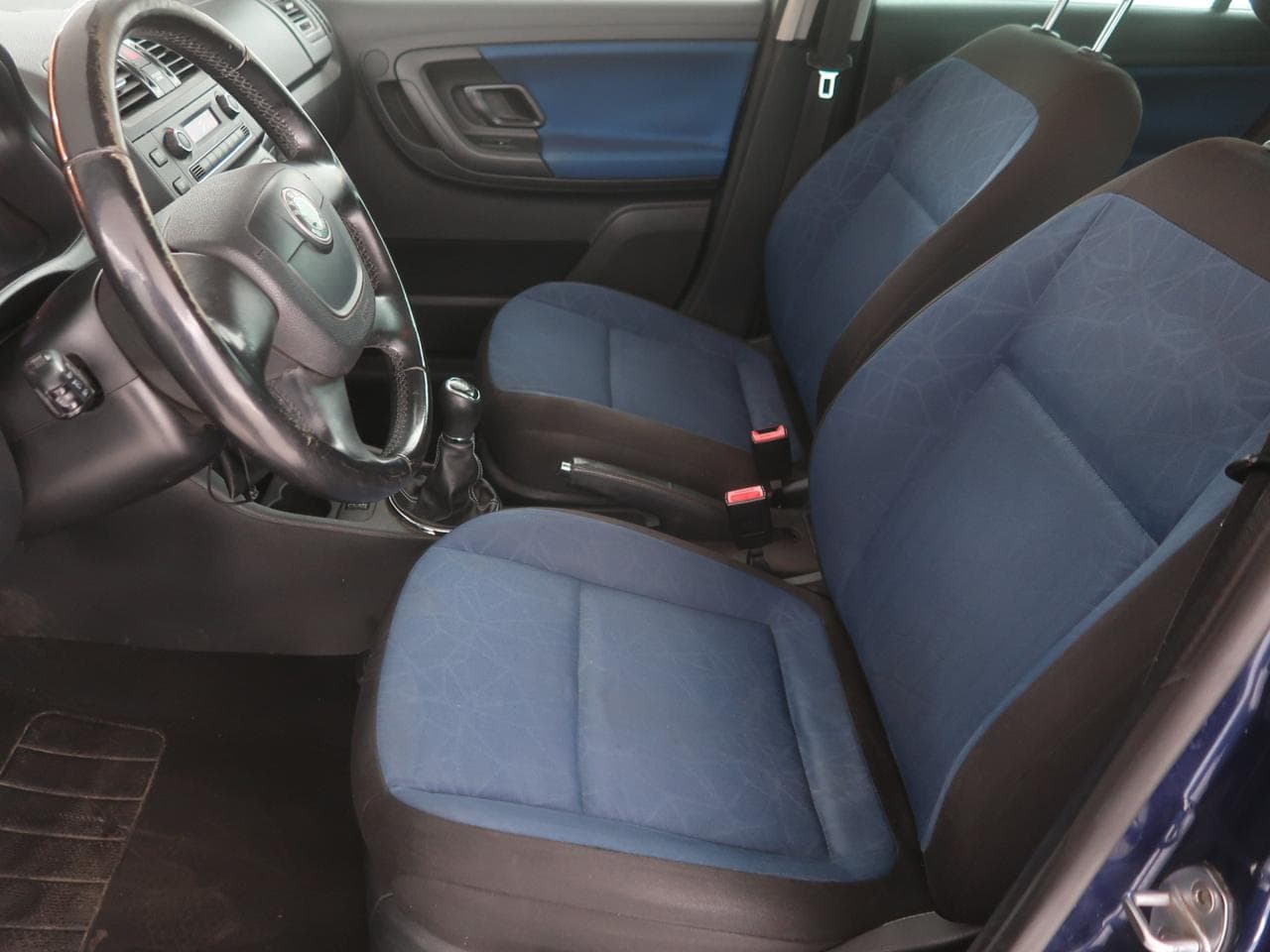 2012 Škoda FABIA - 16