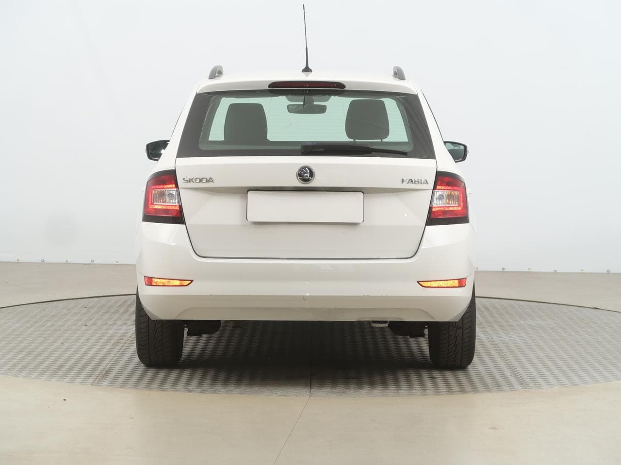2018 Škoda FABIA - 6