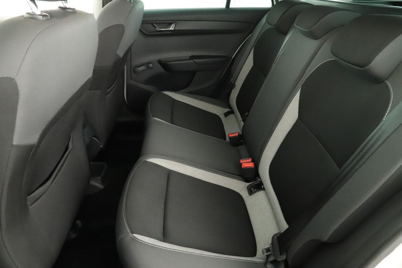 2018 Škoda FABIA - 12