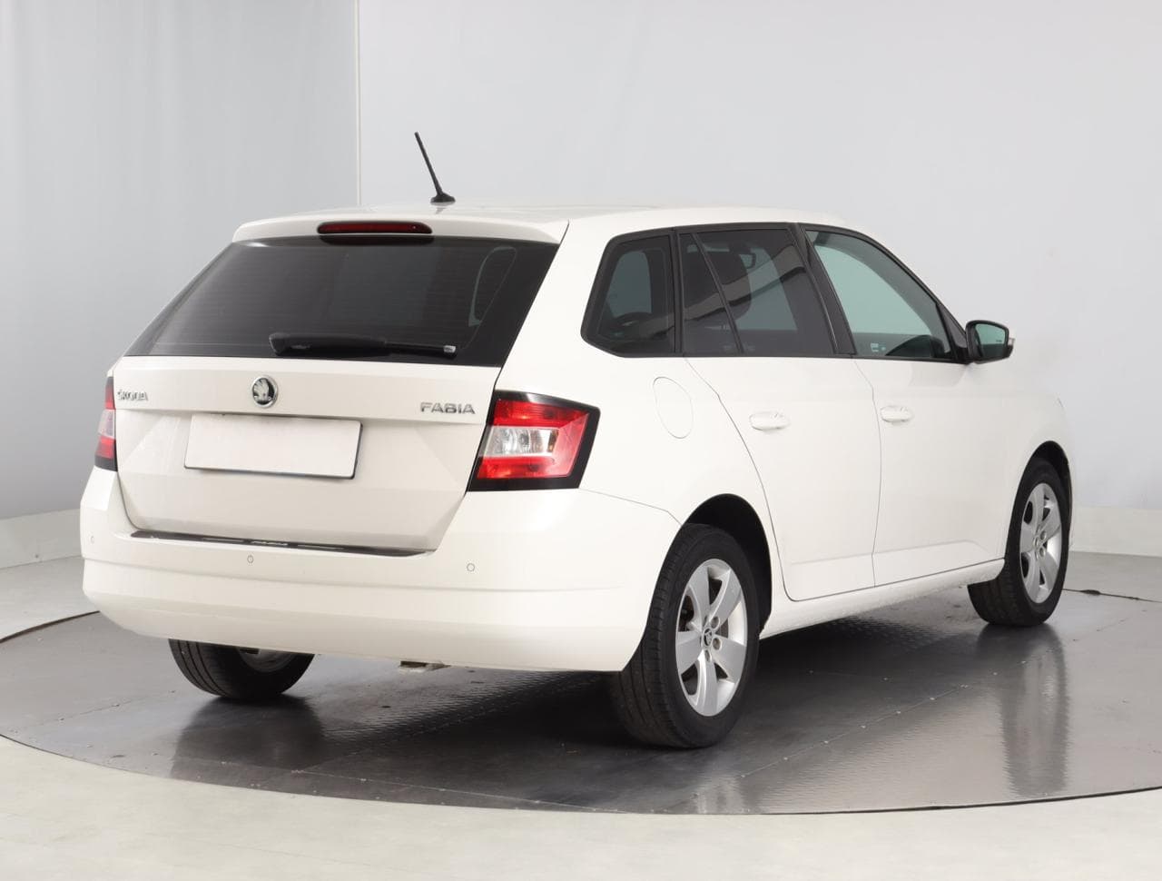 2018 Škoda FABIA - 7