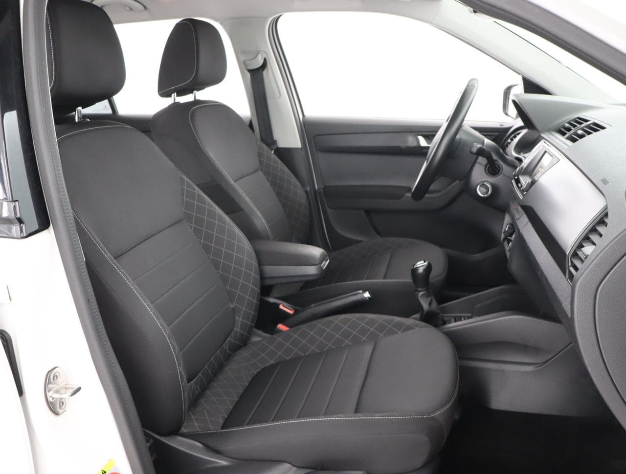 2018 Škoda FABIA - 12