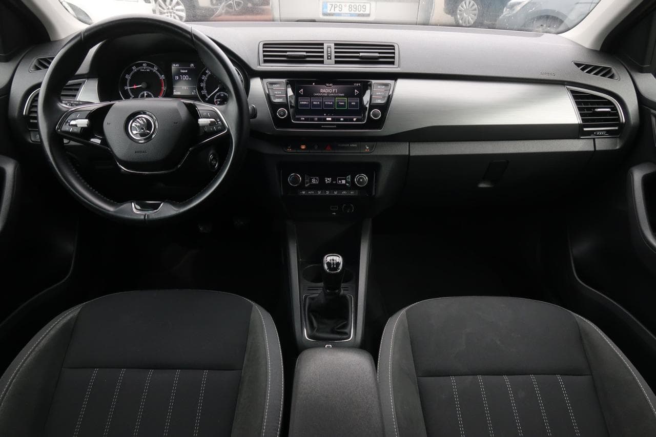 2021 Škoda FABIA - 10