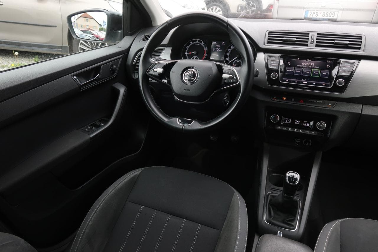 2021 Škoda FABIA - 9