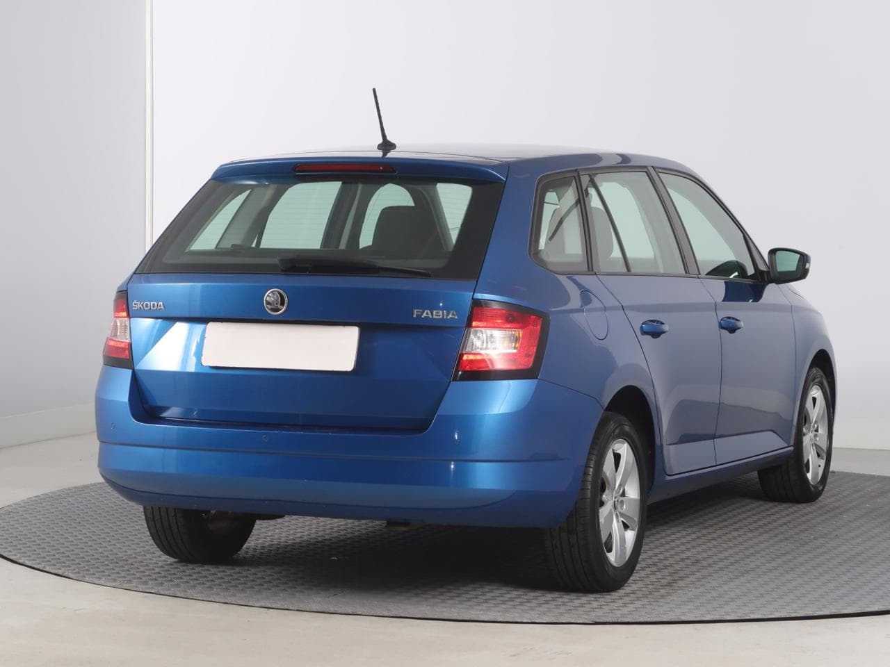 2017 Škoda FABIA - 7