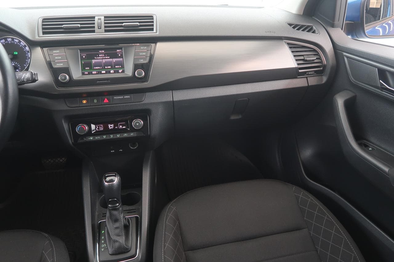 2017 Škoda FABIA - 11