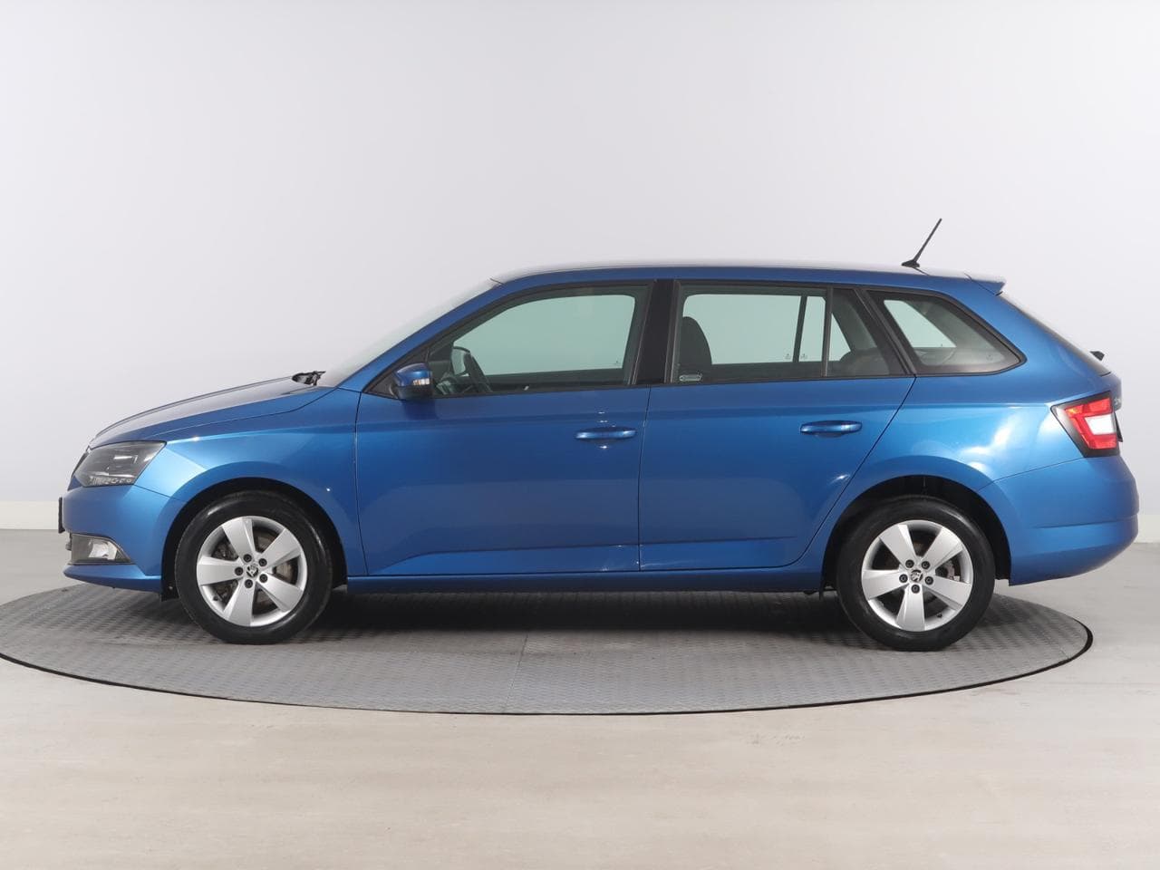 2017 Škoda FABIA - 4