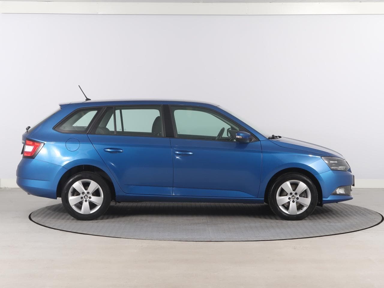 2017 Škoda FABIA - 8