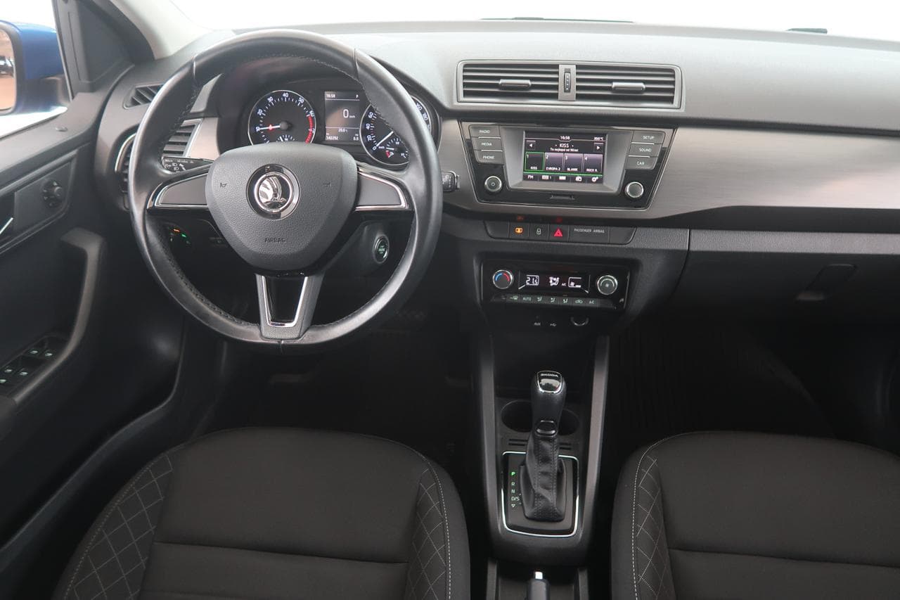 2017 Škoda FABIA - 9
