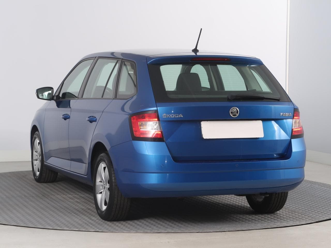 2017 Škoda FABIA - 5