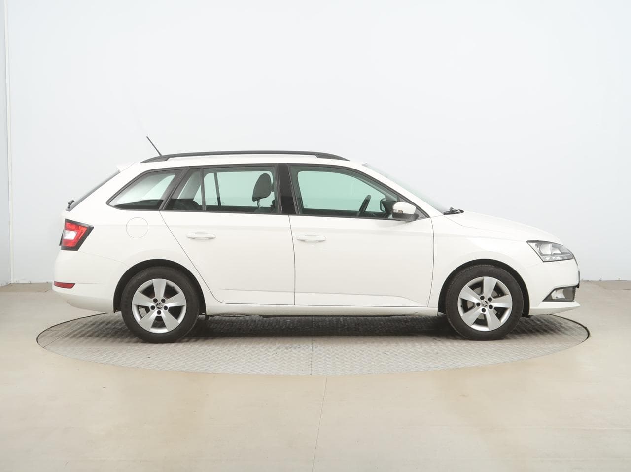 2021 Škoda FABIA - 8