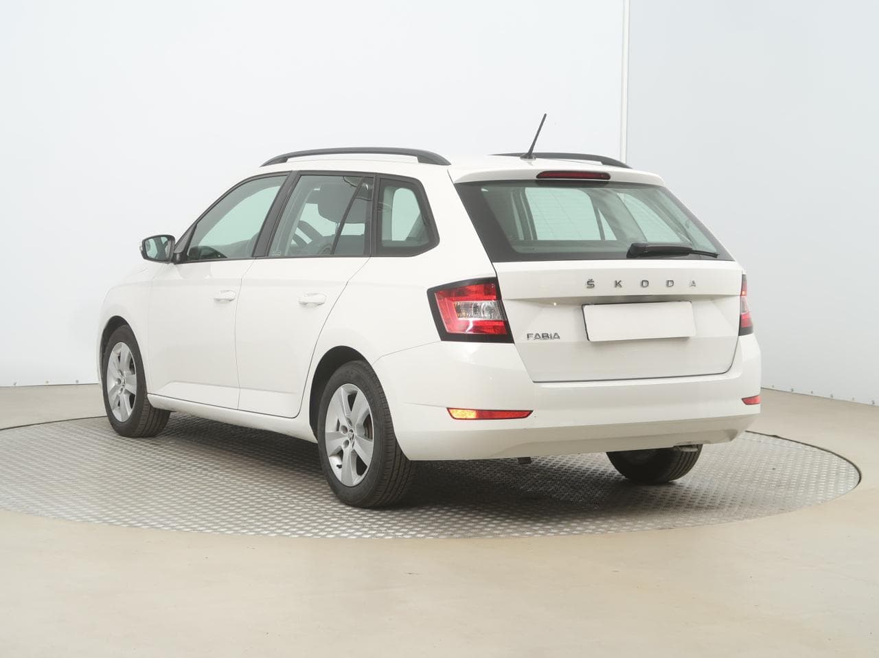 2021 Škoda FABIA - 5