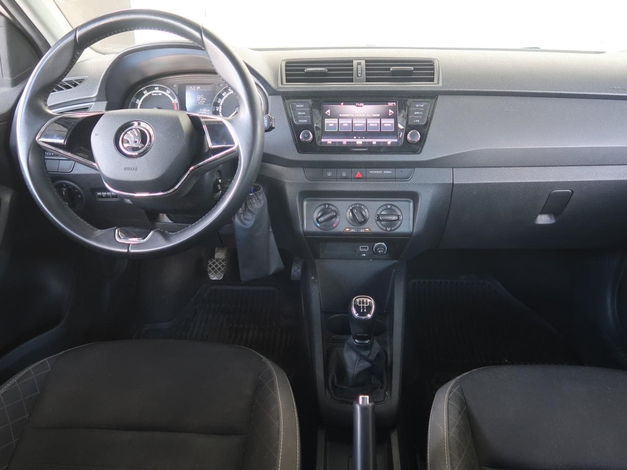 2021 Škoda FABIA - 11