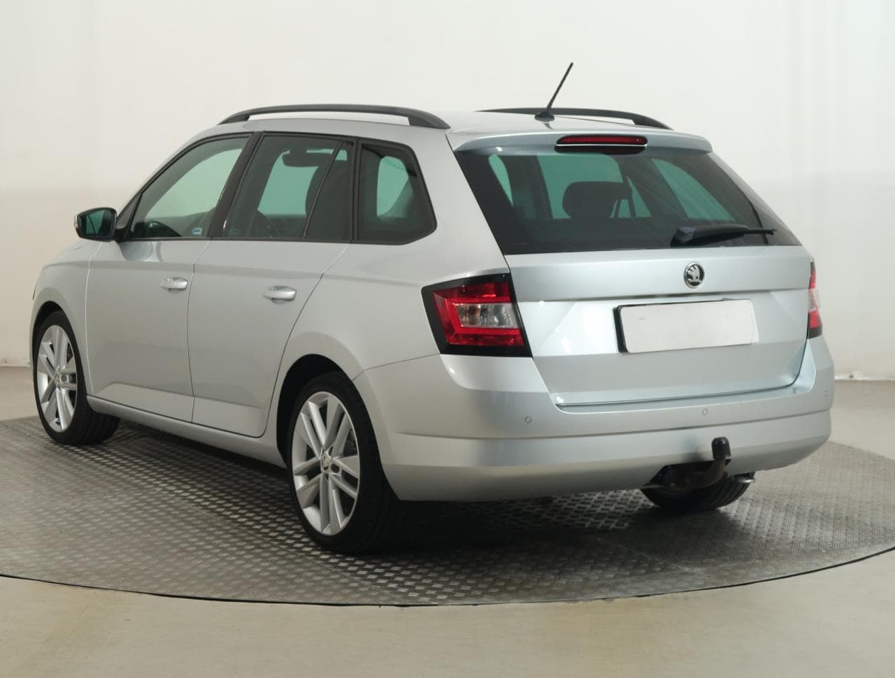 2016 Škoda FABIA - 5