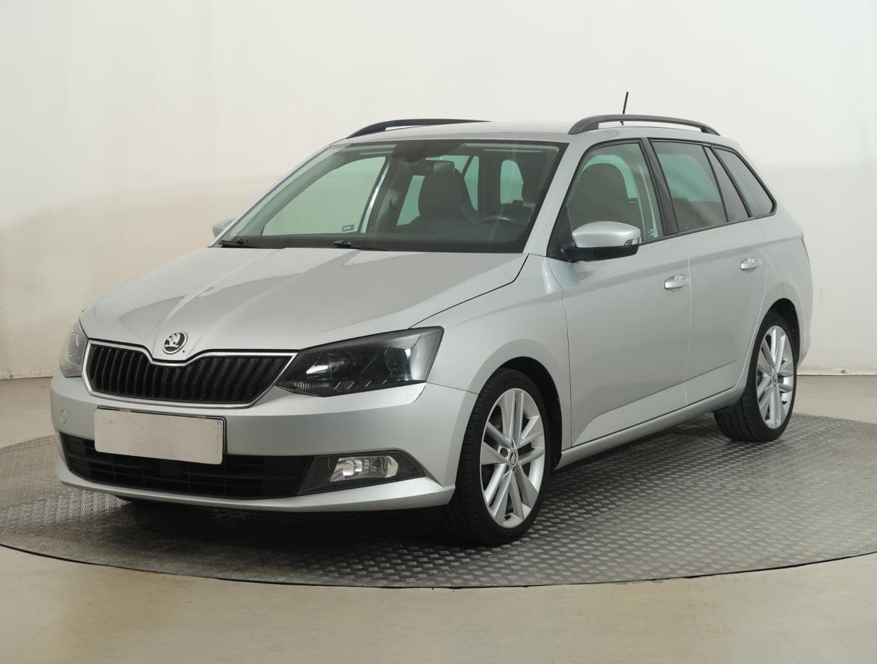 2016 Škoda FABIA - 3