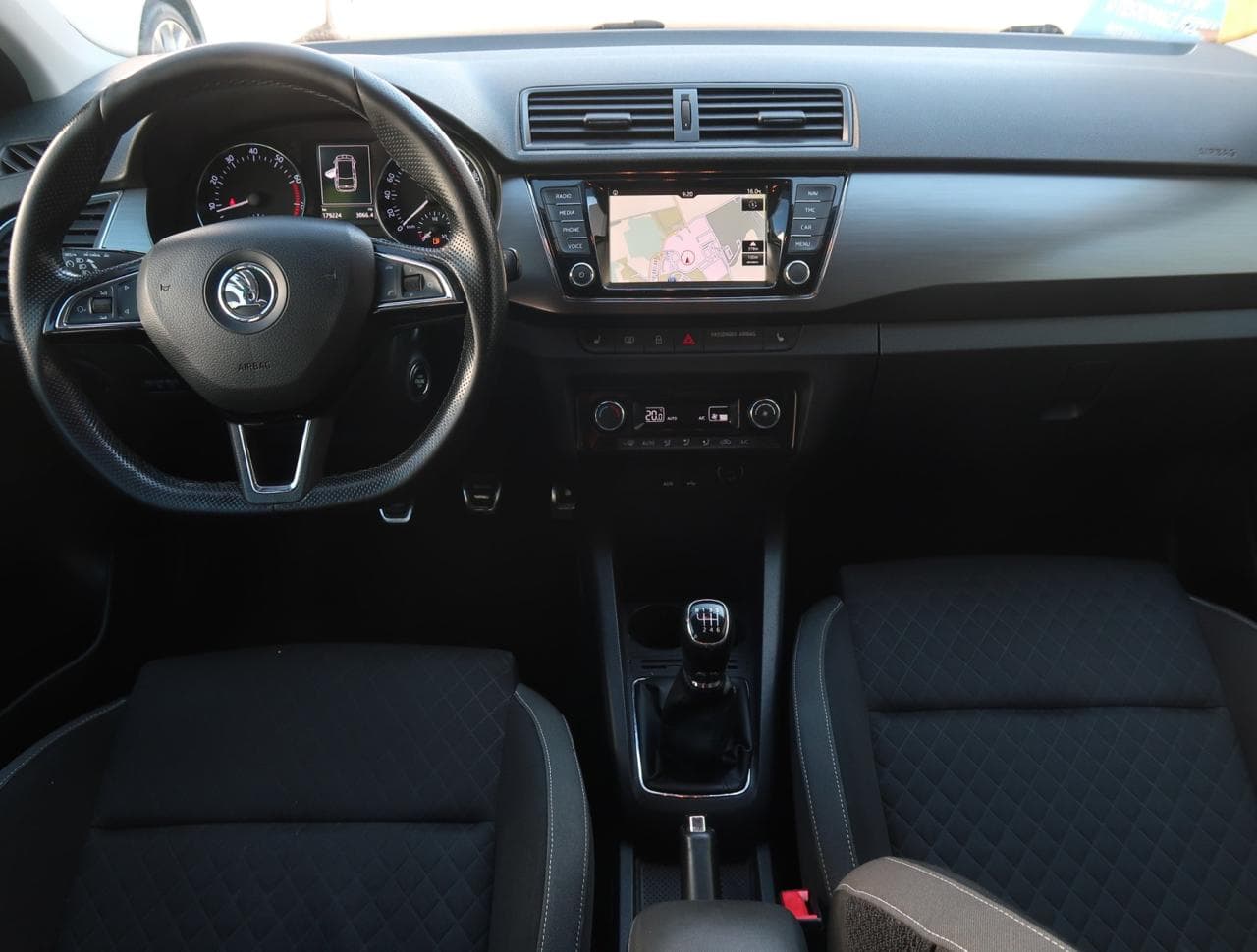 2016 Škoda FABIA - 10