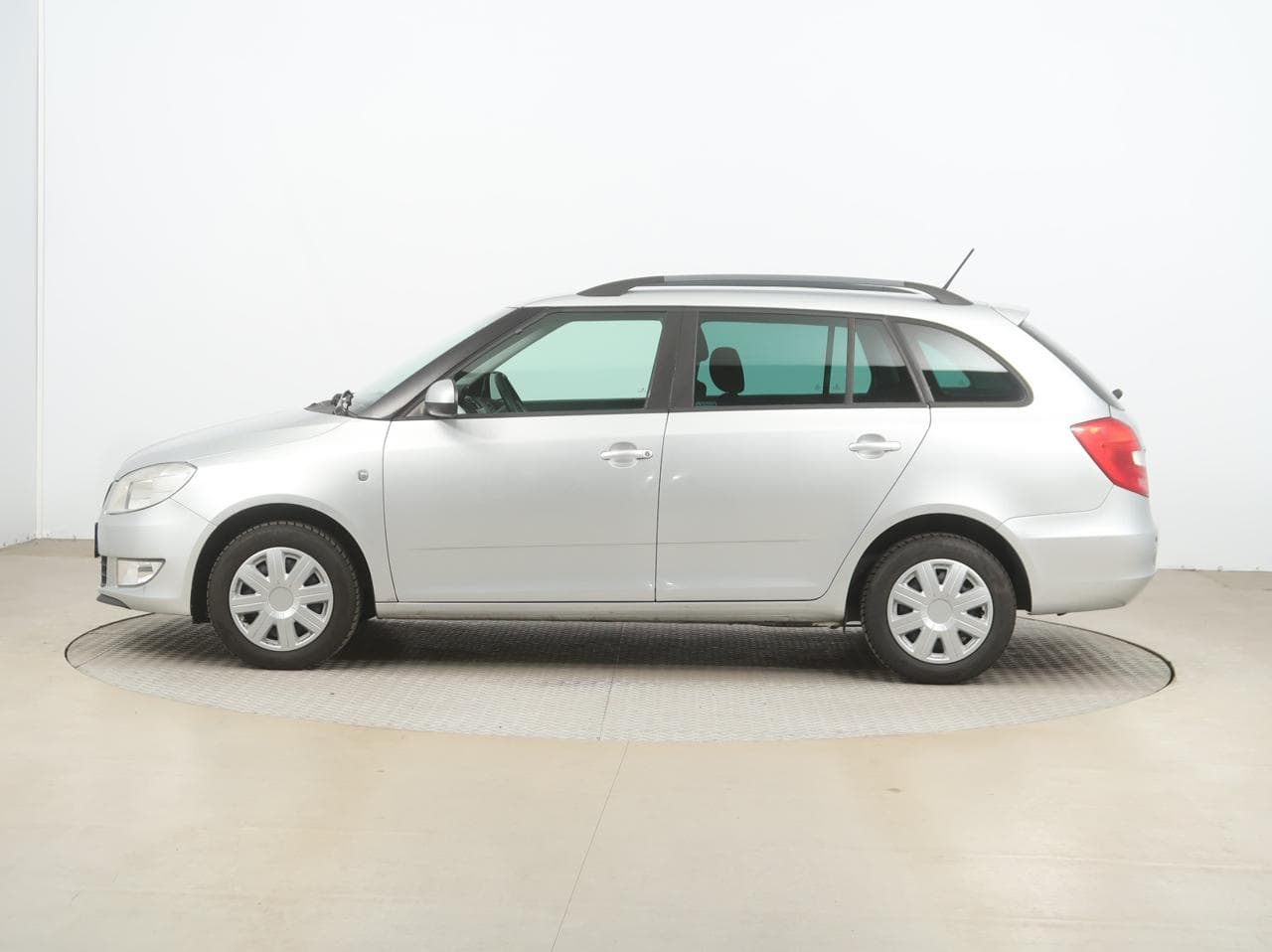 2014 Škoda FABIA - 4