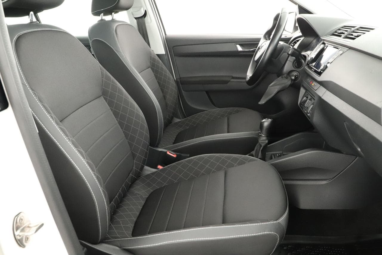 2021 Škoda FABIA - 10