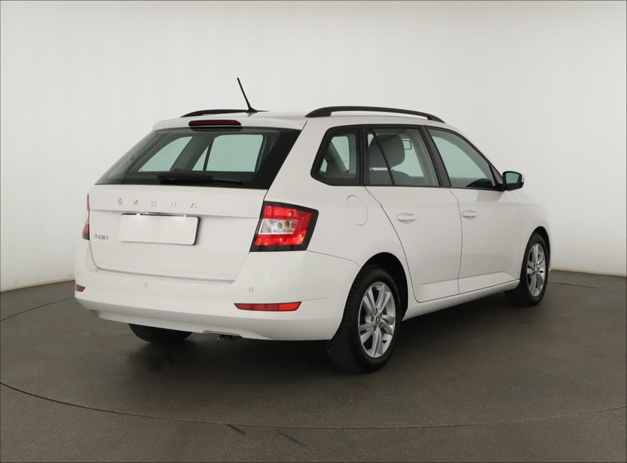 2021 Škoda FABIA - 7