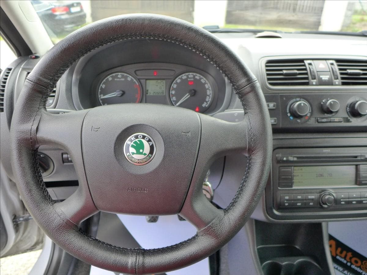 2009 Škoda FABIA - 16