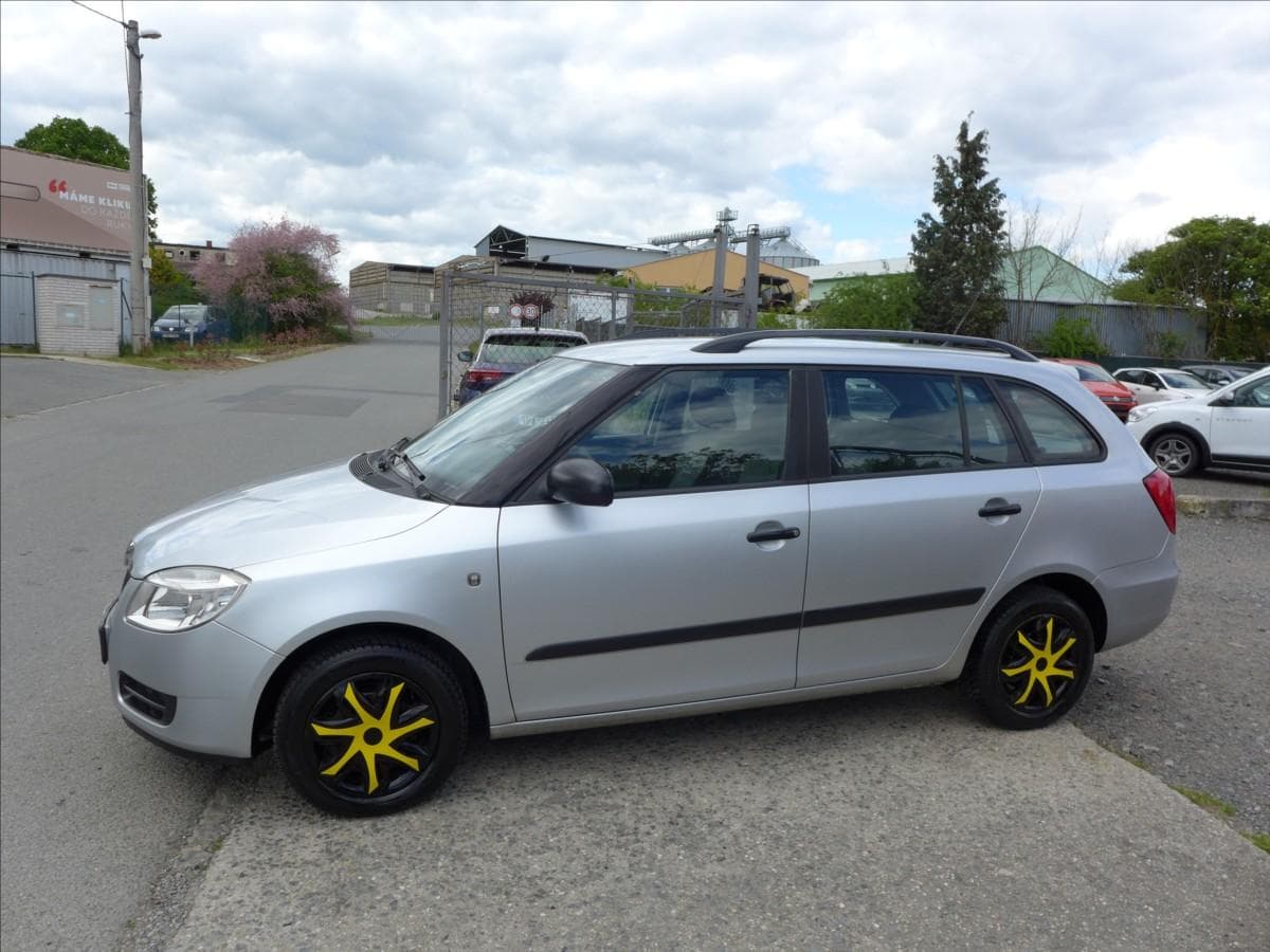 2009 Škoda FABIA - 9