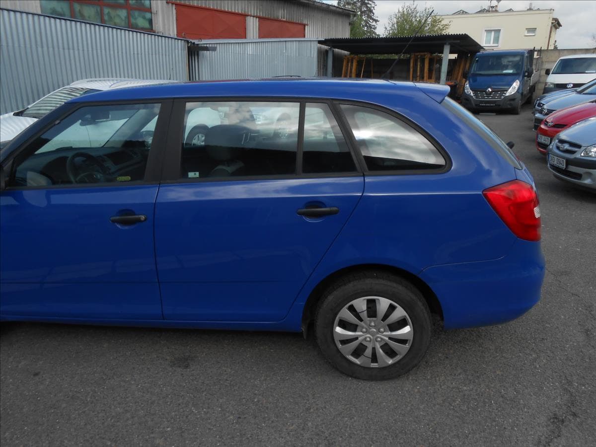 2009 Škoda FABIA - 9